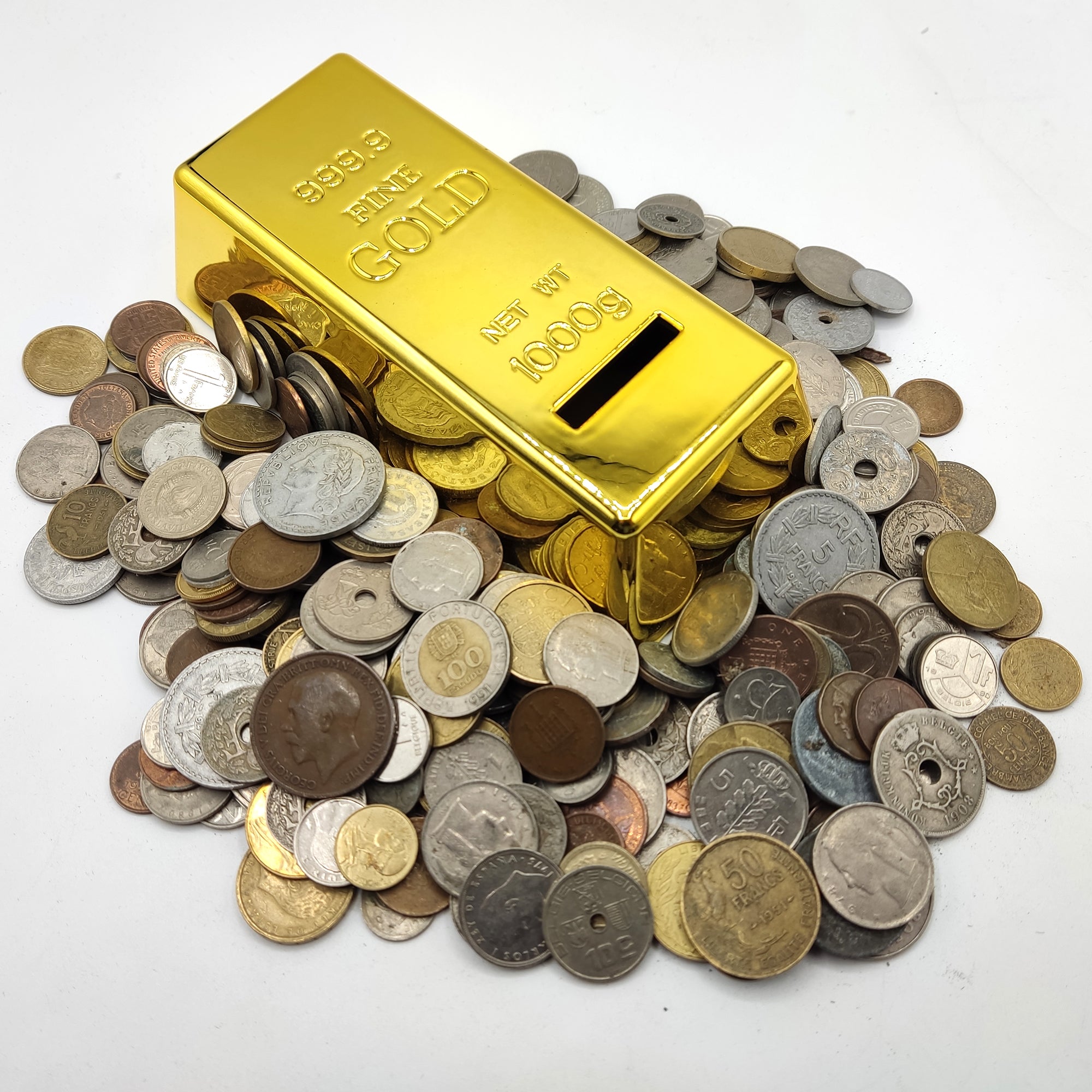 Coin Collection - Collectible Coins for Collectors - Piggy bank gold bar with 1 Kg. of Rare Coins - World Currency Set - Piggy bank gold bar - Old Foreign Currency (COA Included)