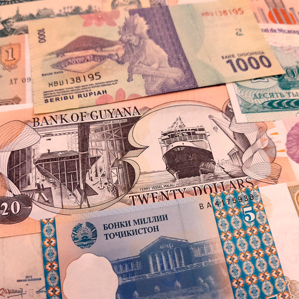 Collection of 100 authentic banknotes from around the world | Certified