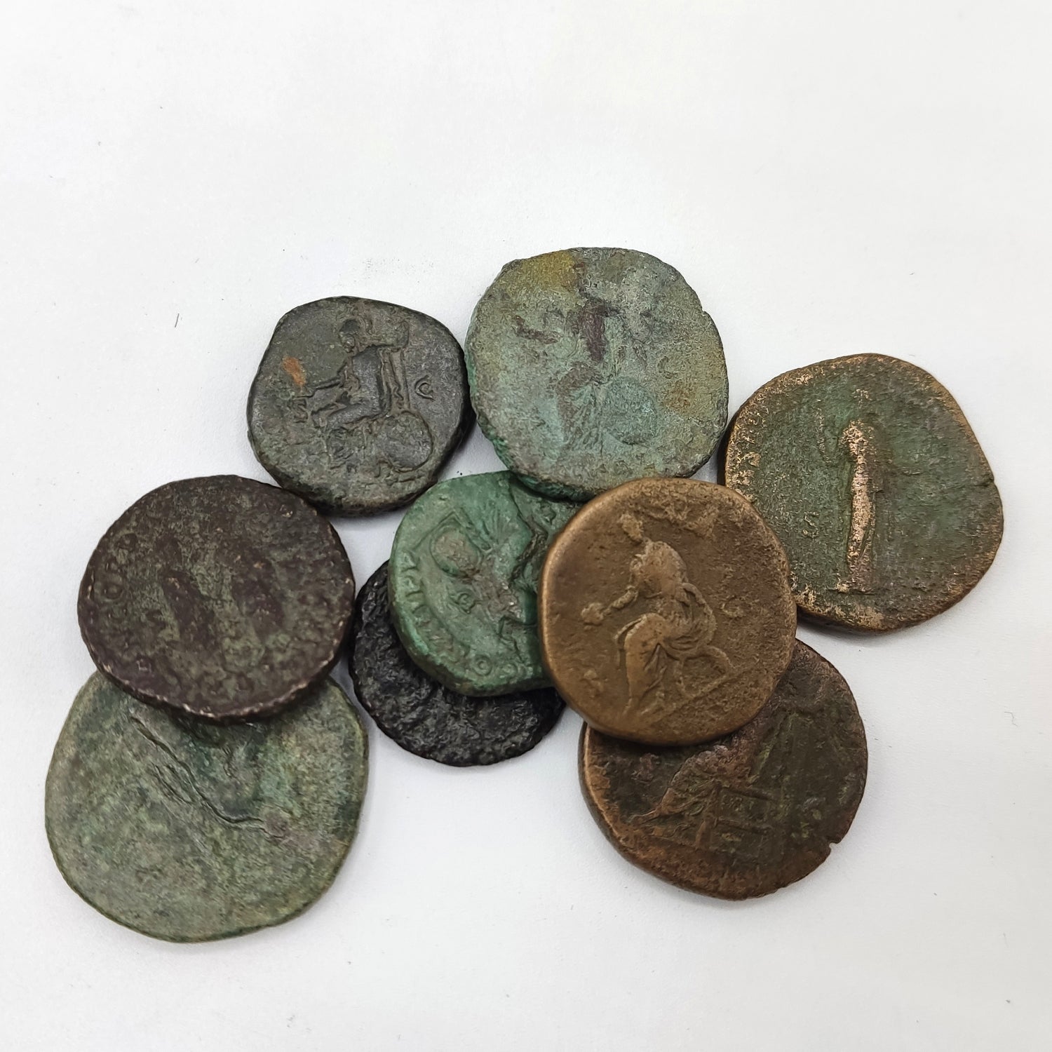 Original antike Münze des Römischen Reiches - Commodus, einer der schlimmsten Kaiser Roms. AE As 